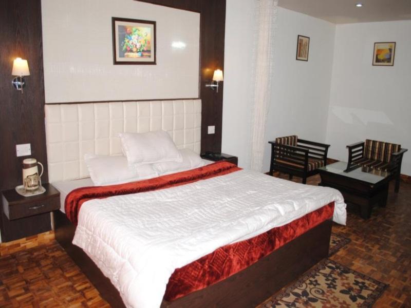 Hotel Imperial Palace Manāli Extérieur photo